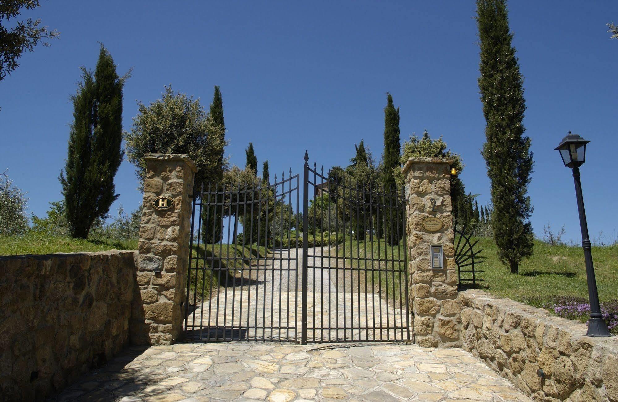 Villa Montorio Montepulciano Stazione Exterior foto